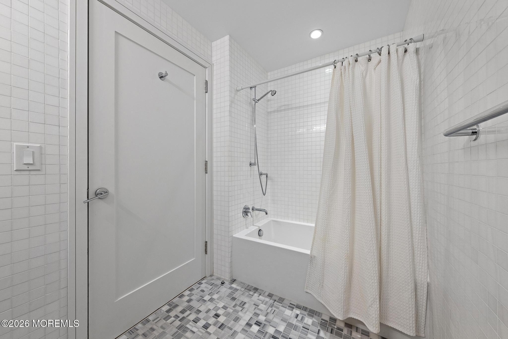 15 Morris Avenue - Photo 23