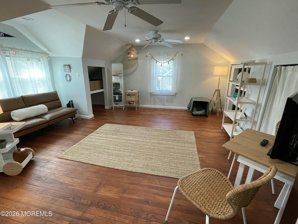 205 1/2 Euclid Avenue - Photo 0