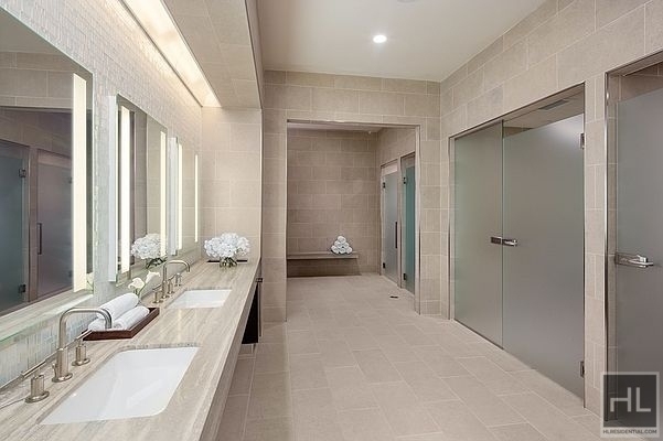 10th Avenue - Photo 4