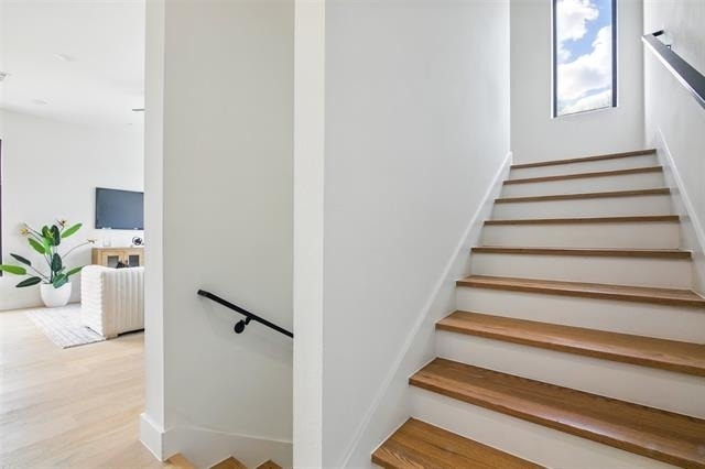 430 E 8th - Photo 22