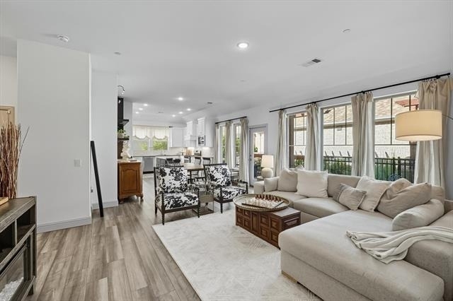 1029 3rd Street - Photo 3