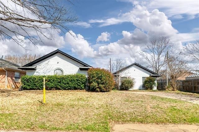 5603 Fireside Drive - Photo 0
