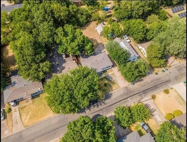 1529 E King Street - Photo 1