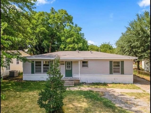 1529 E King Street - Photo 12