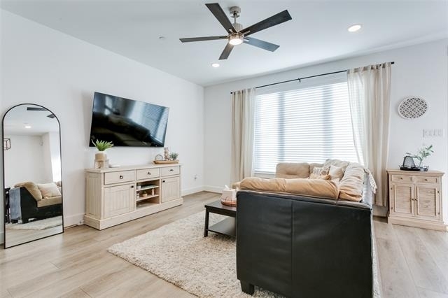 7605 Reis Lane - Photo 7