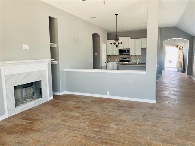 548 Kerry Street - Photo 11