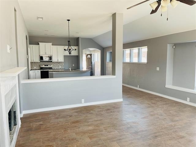 548 Kerry Street - Photo 13