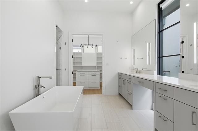 9855 Kingsway Avenue - Photo 6