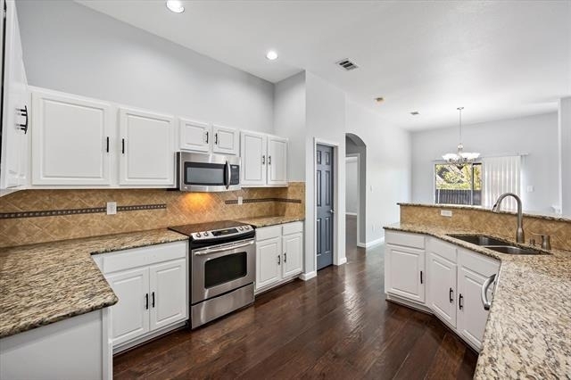 2204 Windcastle Drive - Photo 17