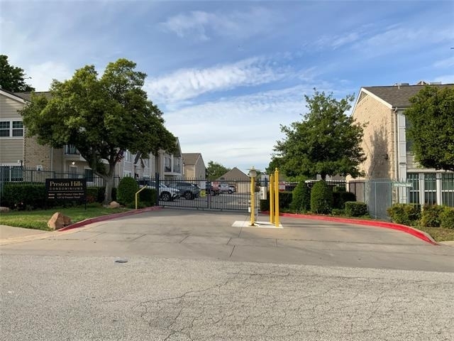 5881 Preston View Boulevard - Photo 0