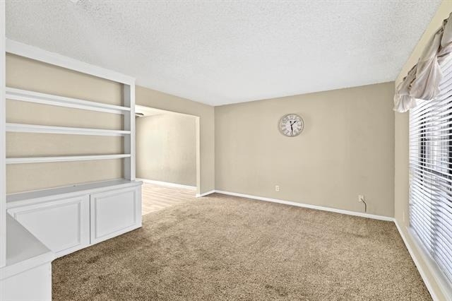 308 Mack Drive - Photo 3