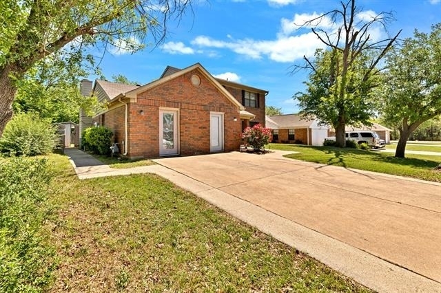 308 Mack Drive - Photo 1