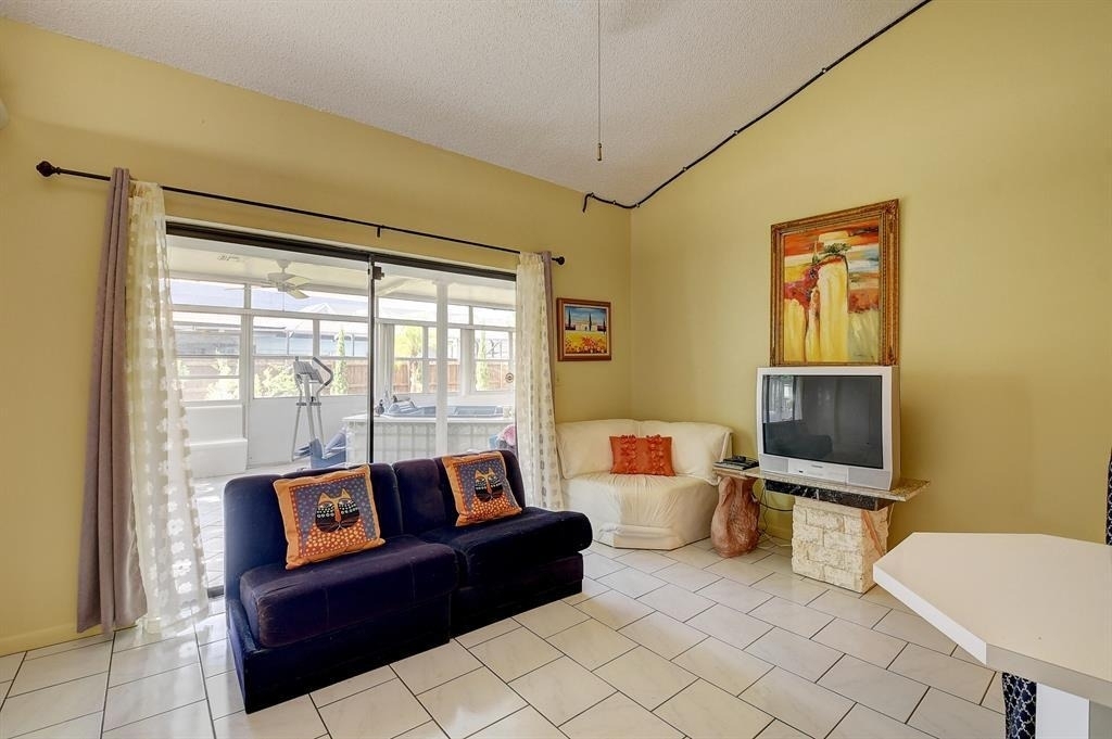 9565 El Clair Ranch Road - Photo 15