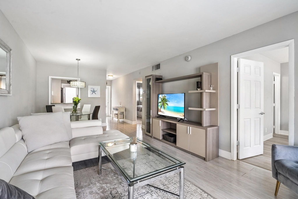 1461 S Ocean Boulevard - Photo 2
