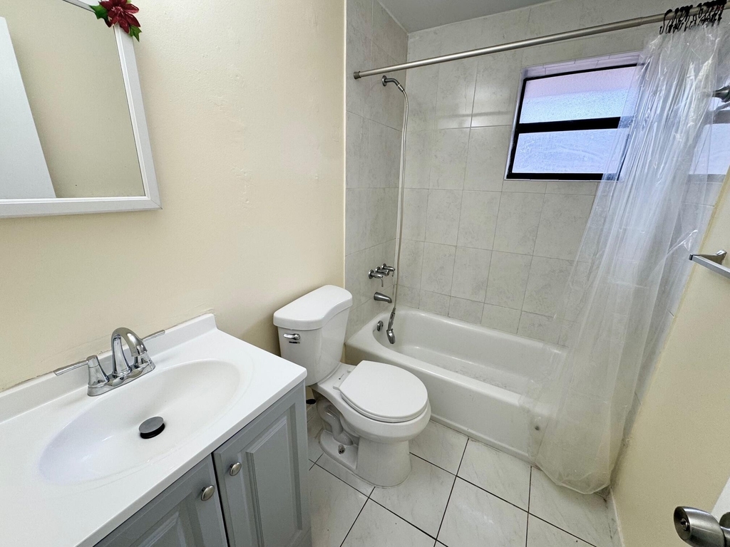 3605 Nw 187th Street - Photo 6
