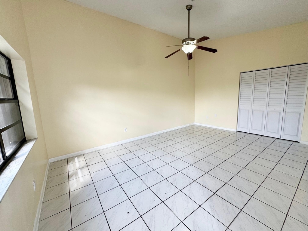 3605 Nw 187th Street - Photo 4