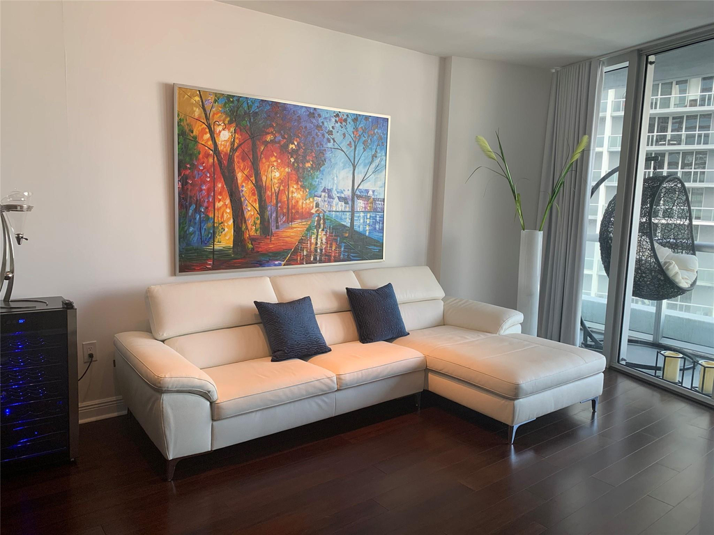 495 Brickell Avenue - Photo 2