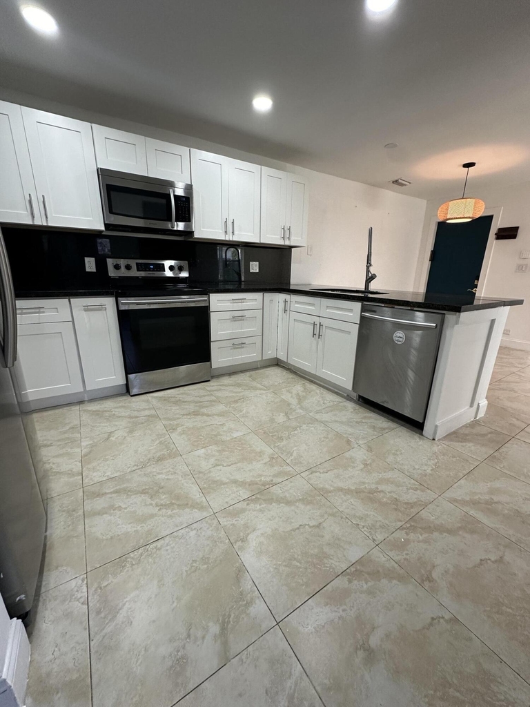 5605 Sw 24th Avenue - Photo 6