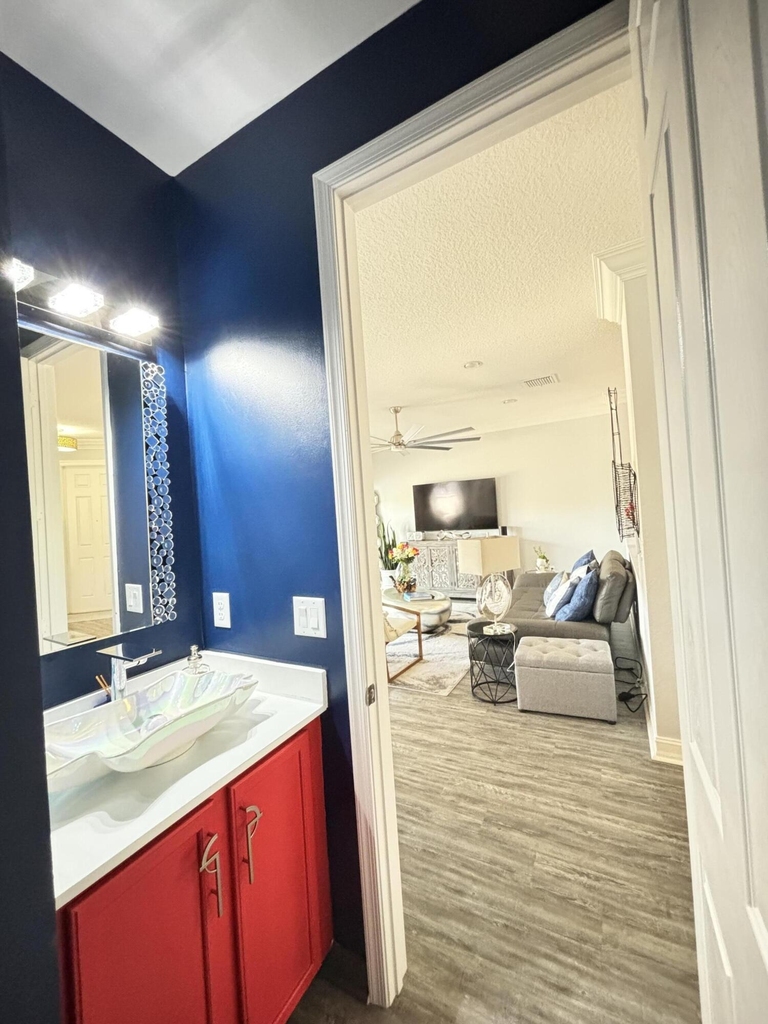 8219 Calabria Lakes Drive - Photo 44