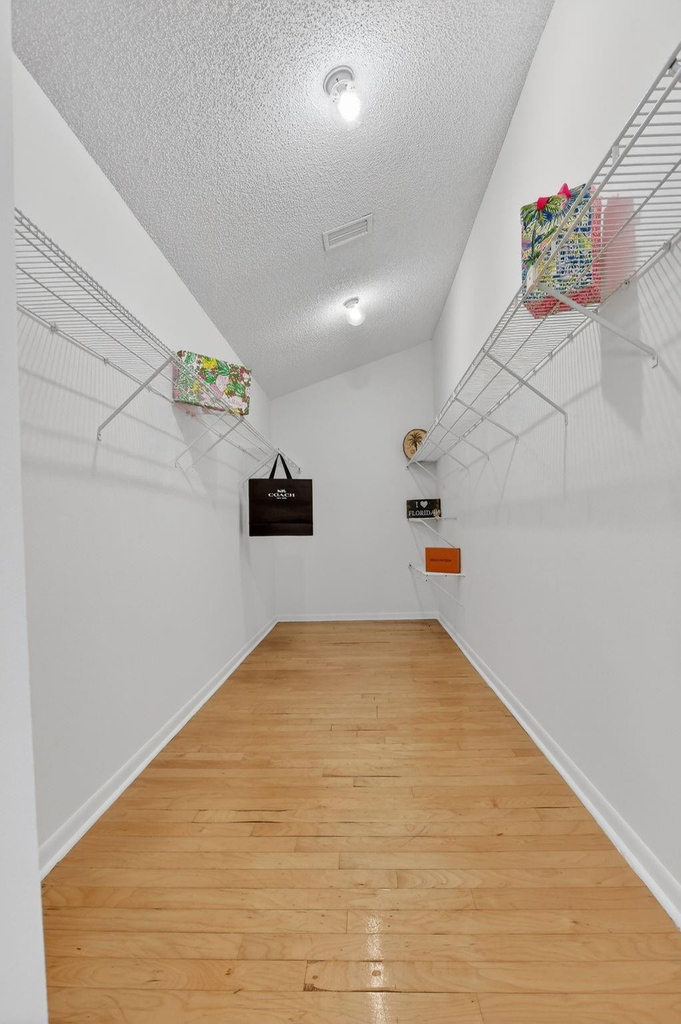 661 Hollows Circle - Photo 14