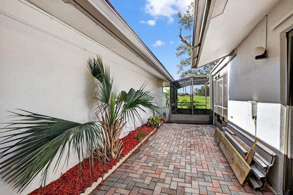 661 Hollows Circle - Photo 34
