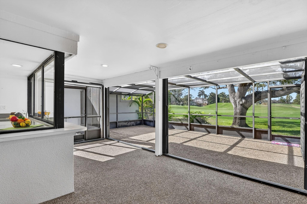 661 Hollows Circle - Photo 35