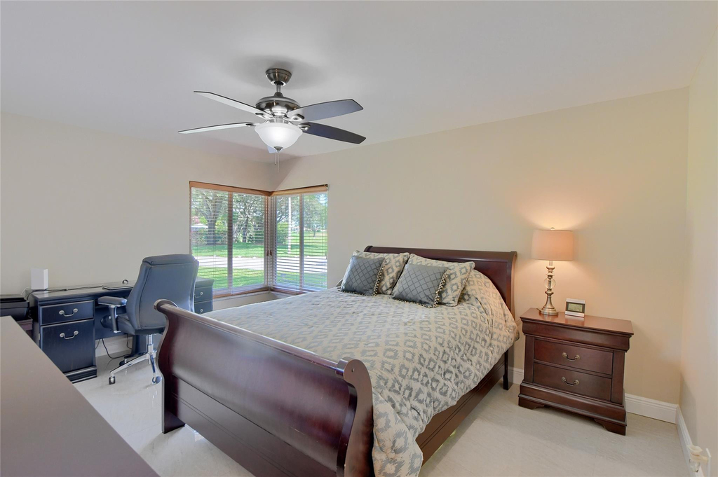 661 Hollows Circle - Photo 15