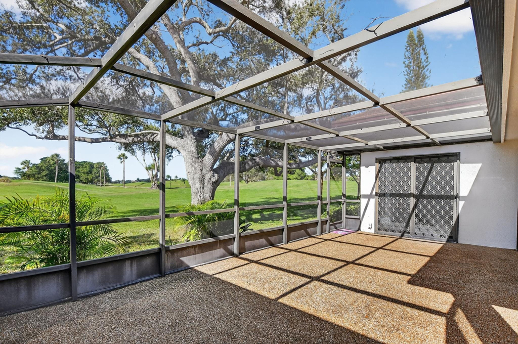 661 Hollows Circle - Photo 39