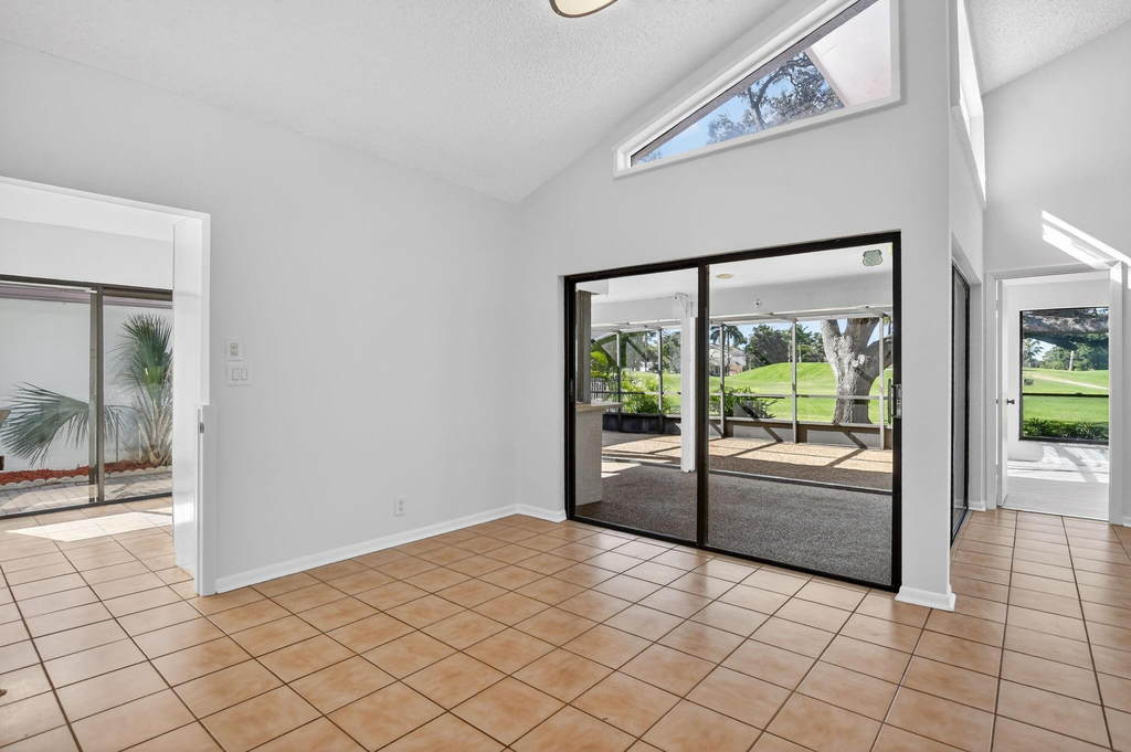 661 Hollows Circle - Photo 28