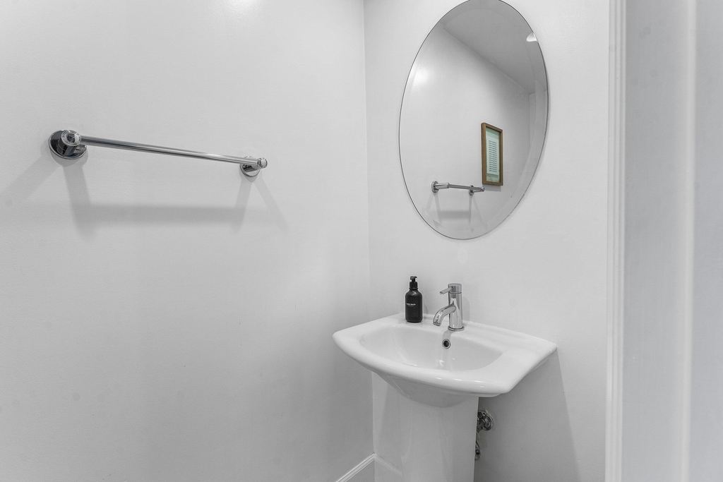 480 Hibiscus Street - Photo 23