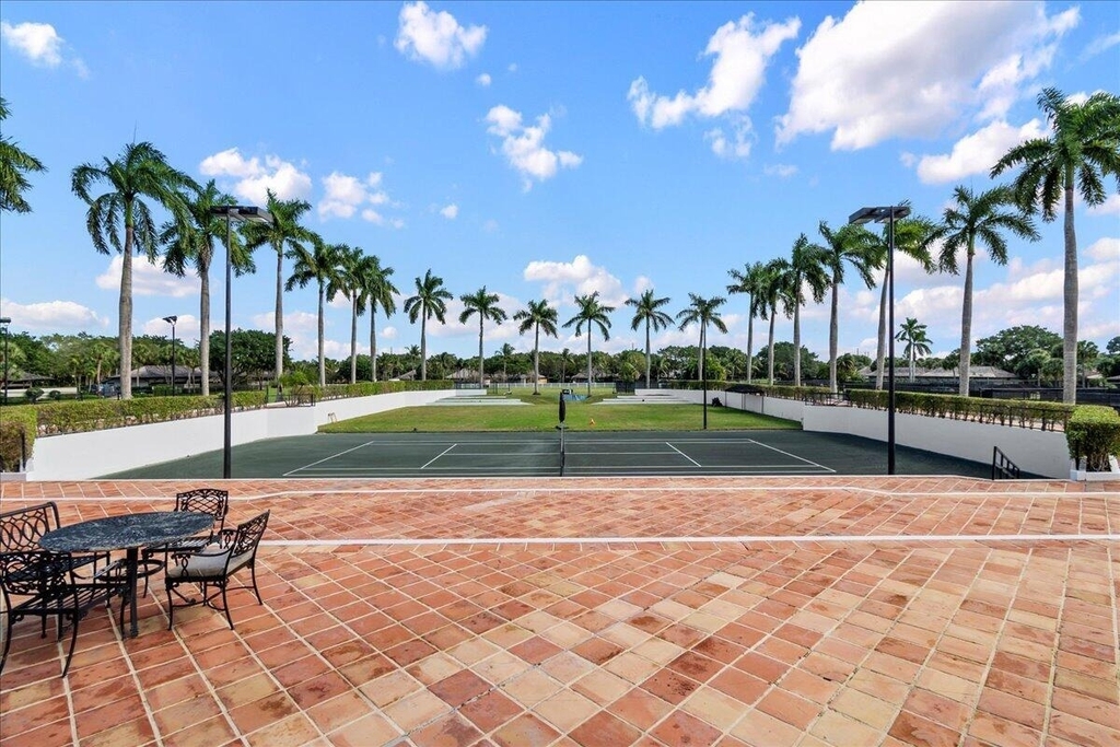 11863 Wimbledon Circle - Photo 42
