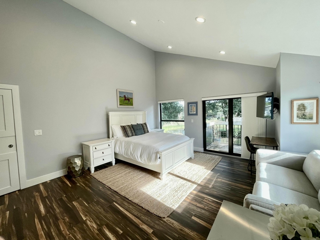 11863 Wimbledon Circle - Photo 2