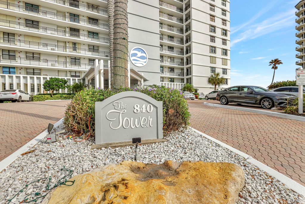 840 Ocean Drive - Photo 41