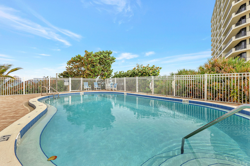 840 Ocean Drive - Photo 42