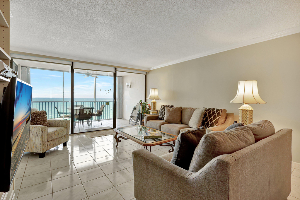 840 Ocean Drive - Photo 20