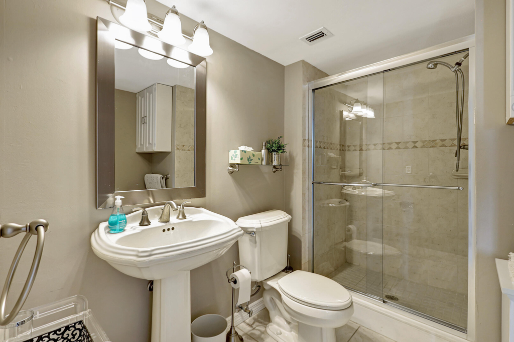 840 Ocean Drive - Photo 34