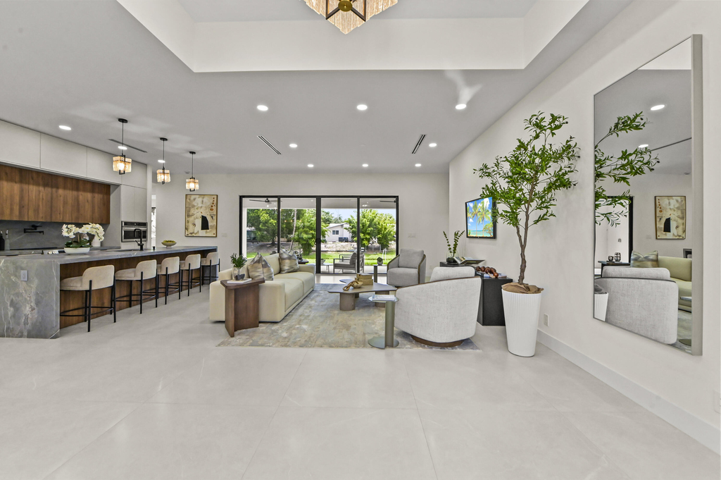 621 Nw 42nd Avenue - Photo 4
