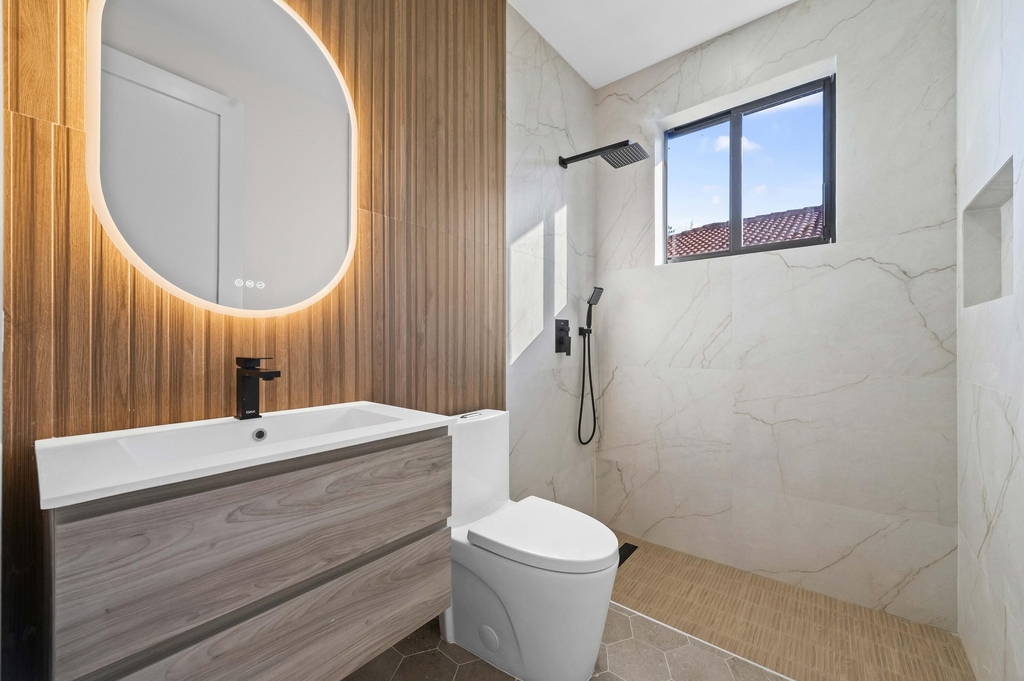 621 Nw 42nd Avenue - Photo 19