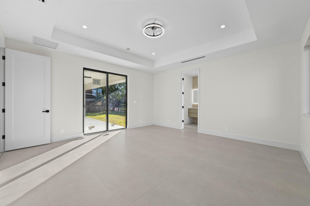 621 Nw 42nd Avenue - Photo 34