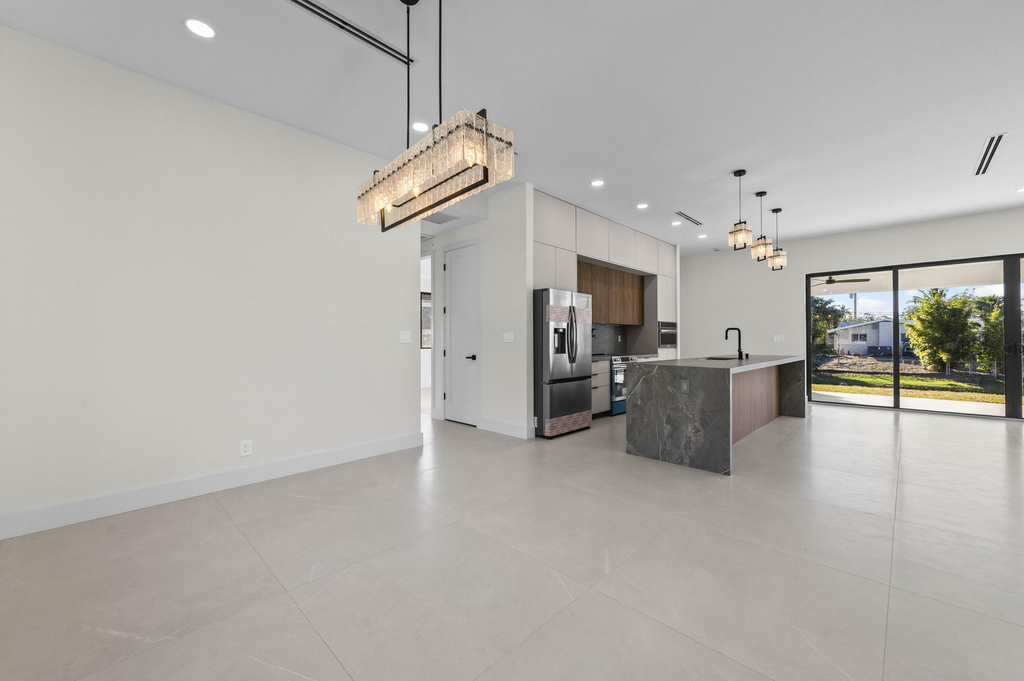 621 Nw 42nd Avenue - Photo 15