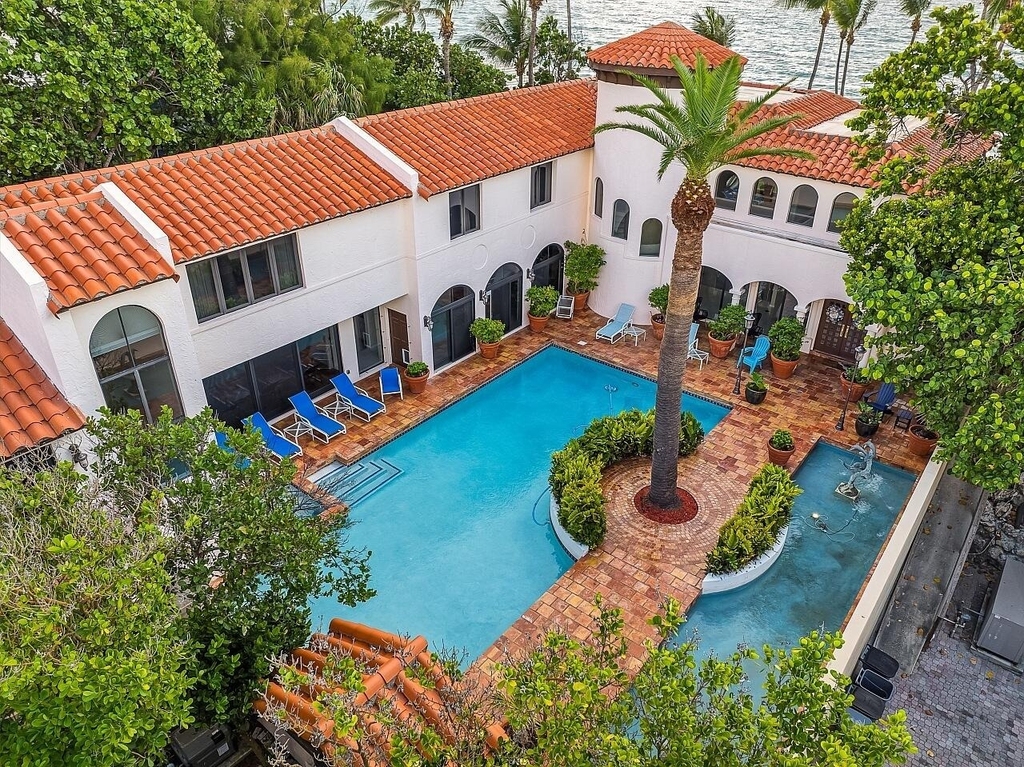 1 Ocean Lane - Photo 1