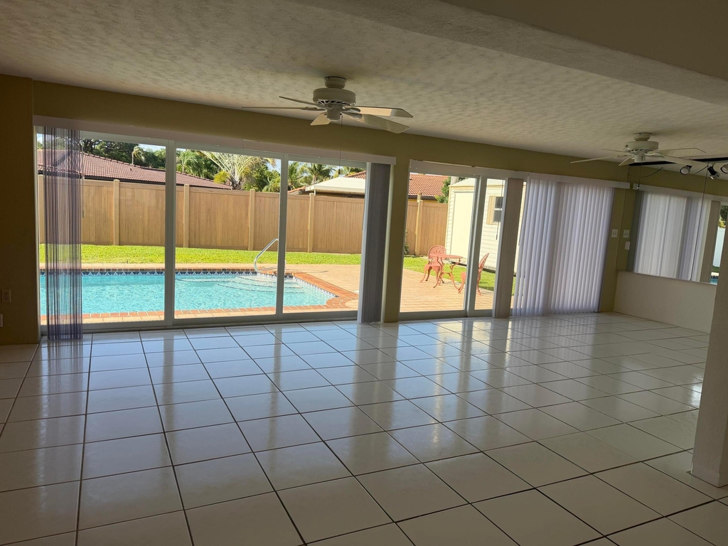 1230 Se 14th Drive - Photo 29