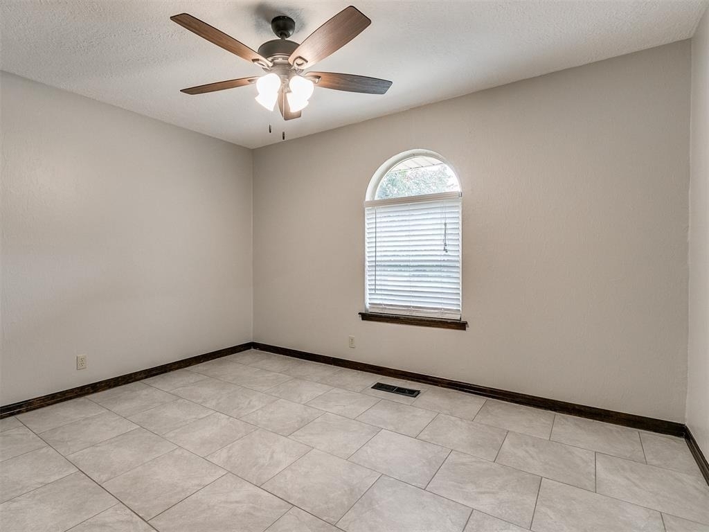 1213 Westbrooke Terrace - Photo 18