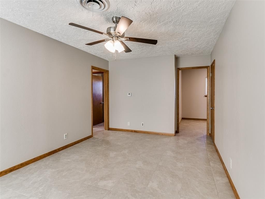 214 Thompson Drive - Photo 27