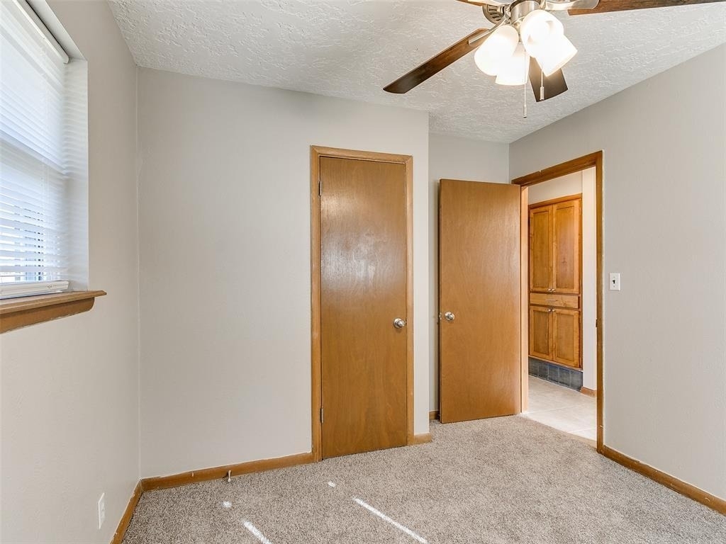 214 Thompson Drive - Photo 38