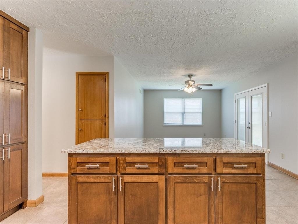 306 S Mercedes Drive - Photo 11