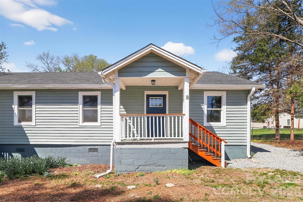 510 S 12th Street - Photo 1