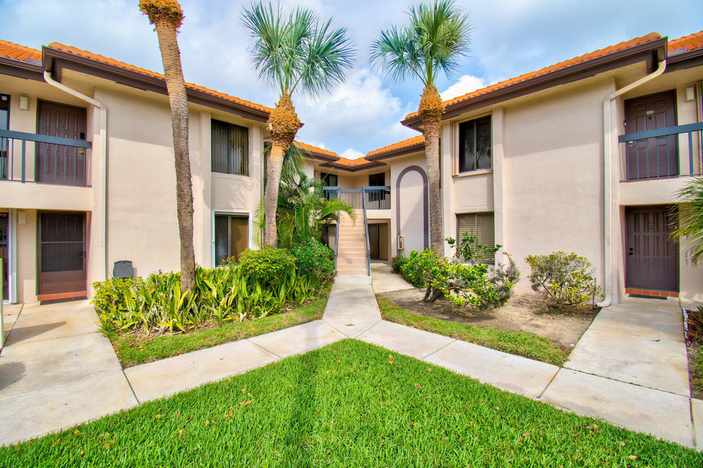 351 Club Circle - Photo 21