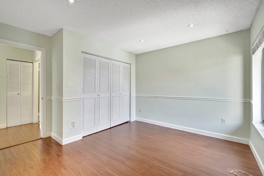 351 Club Circle - Photo 15