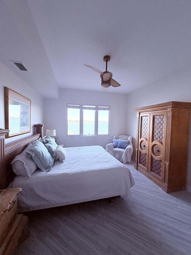 3 E Harbour Isle Drive E - Photo 10